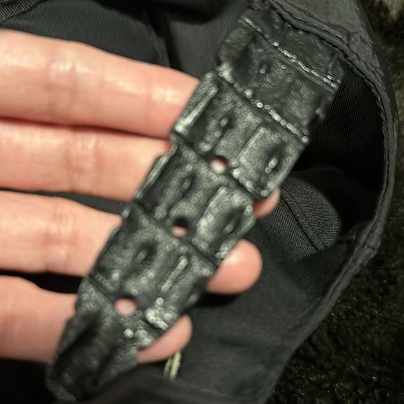 Fendi - Picture 8 of 12